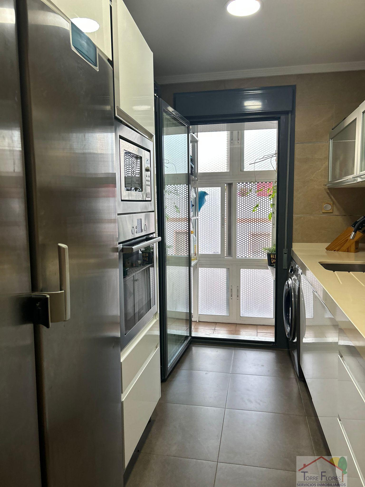 For sale of flat in San Fernando
