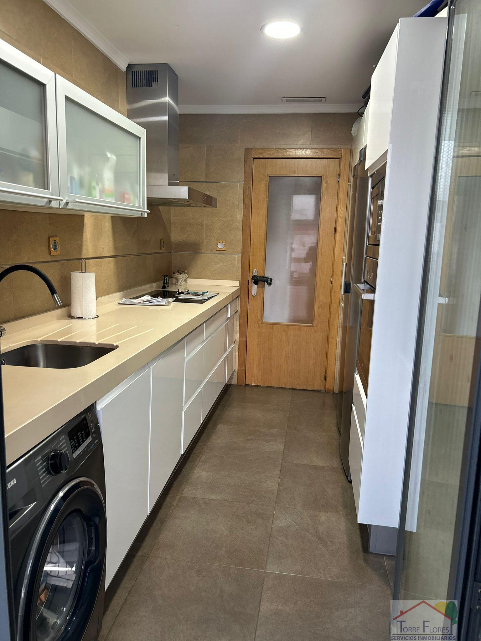For sale of flat in San Fernando