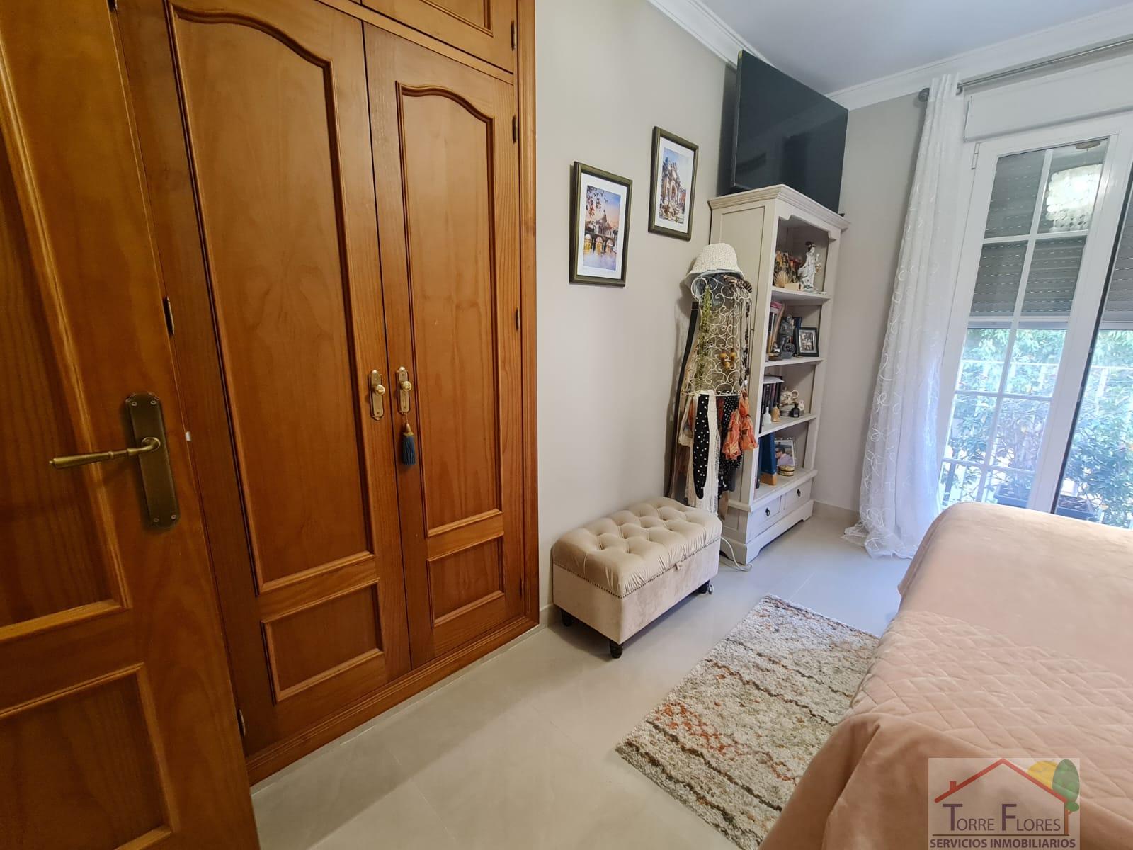 For sale of house in San Fernando