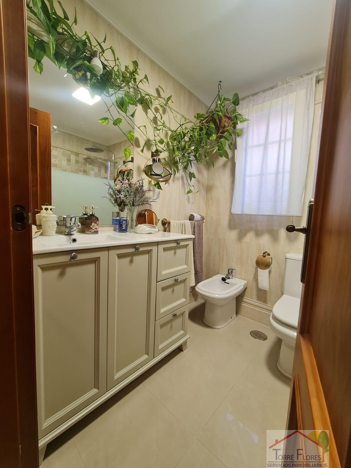 For sale of house in San Fernando