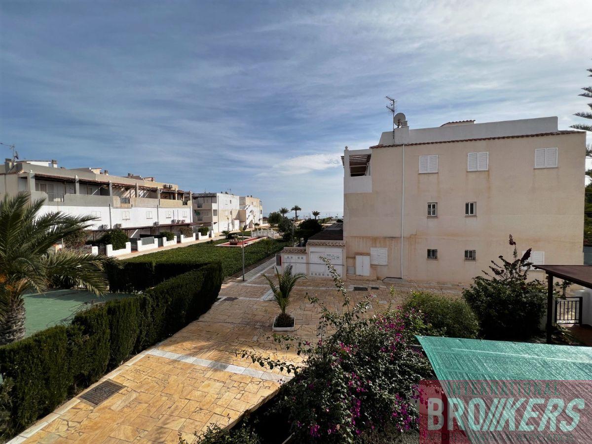 For sale of duplex in Vera