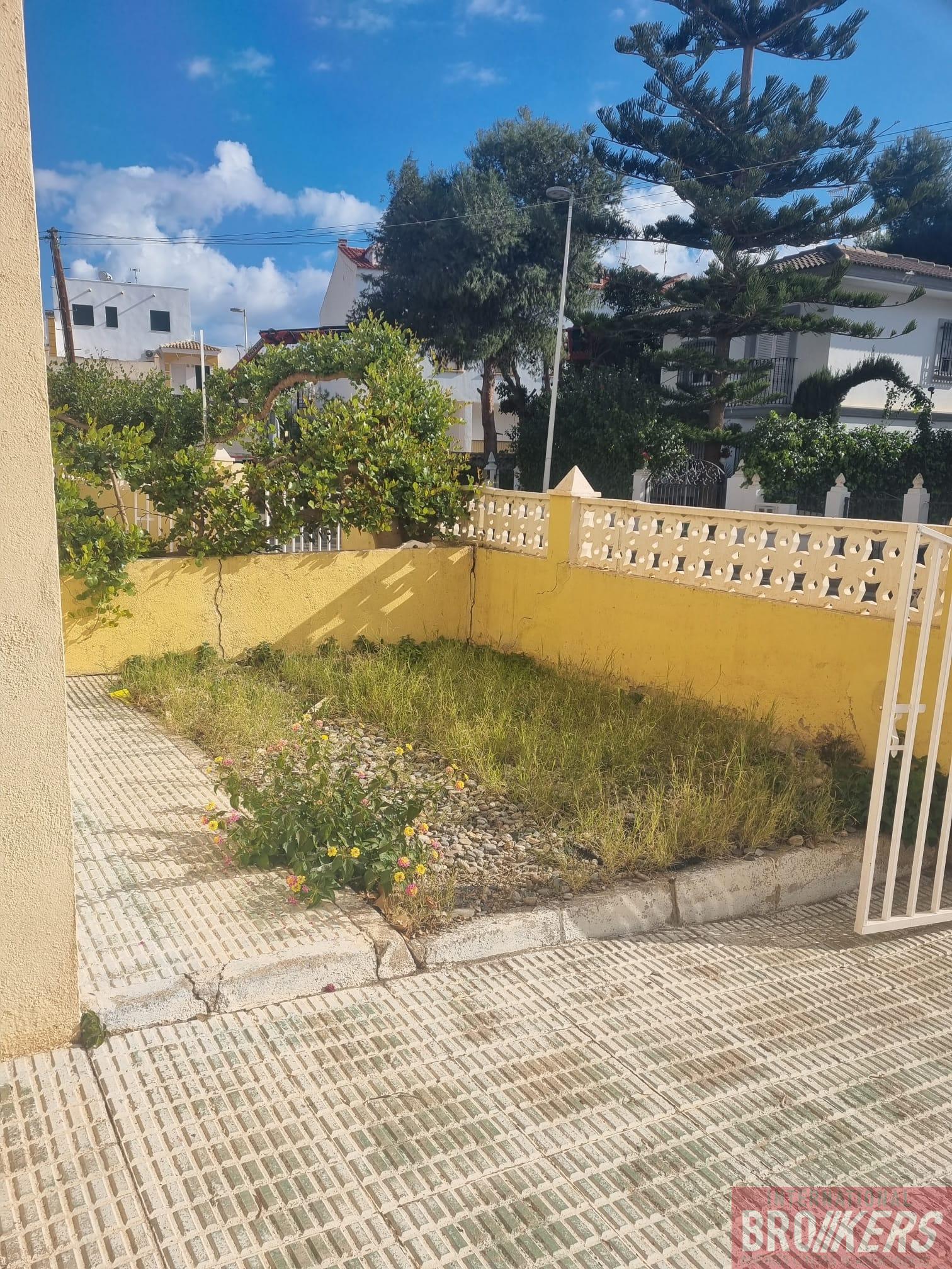 For sale of duplex in Pulpí