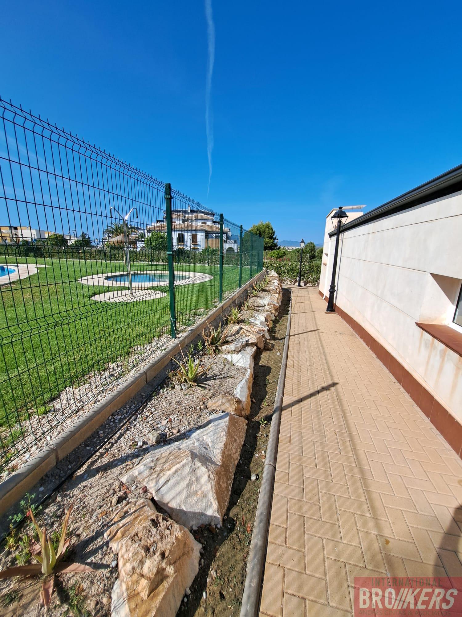 For sale of duplex in Vera