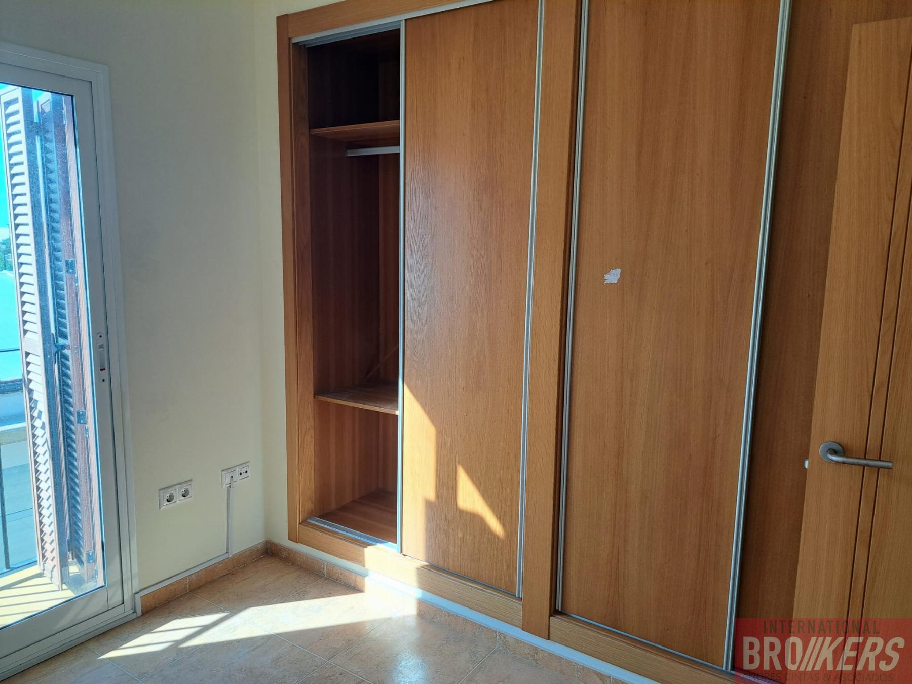 For sale of duplex in Vera