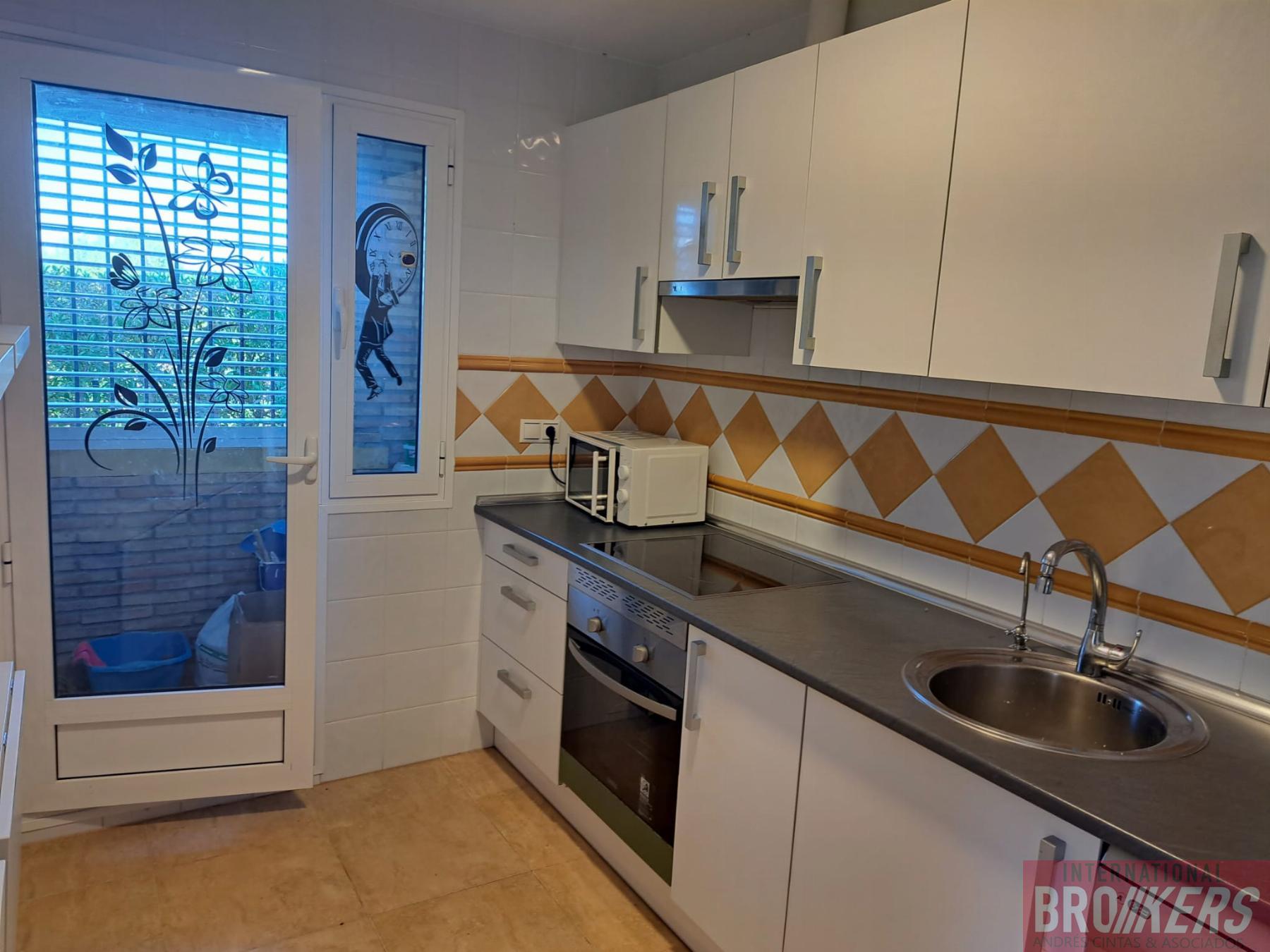 For sale of duplex in Vera