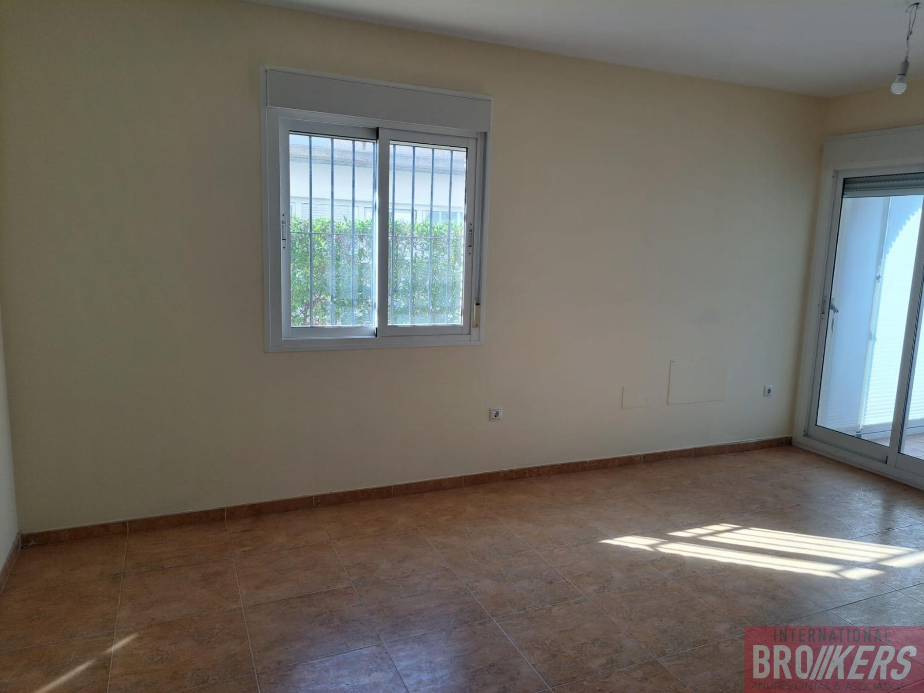 For sale of duplex in Vera