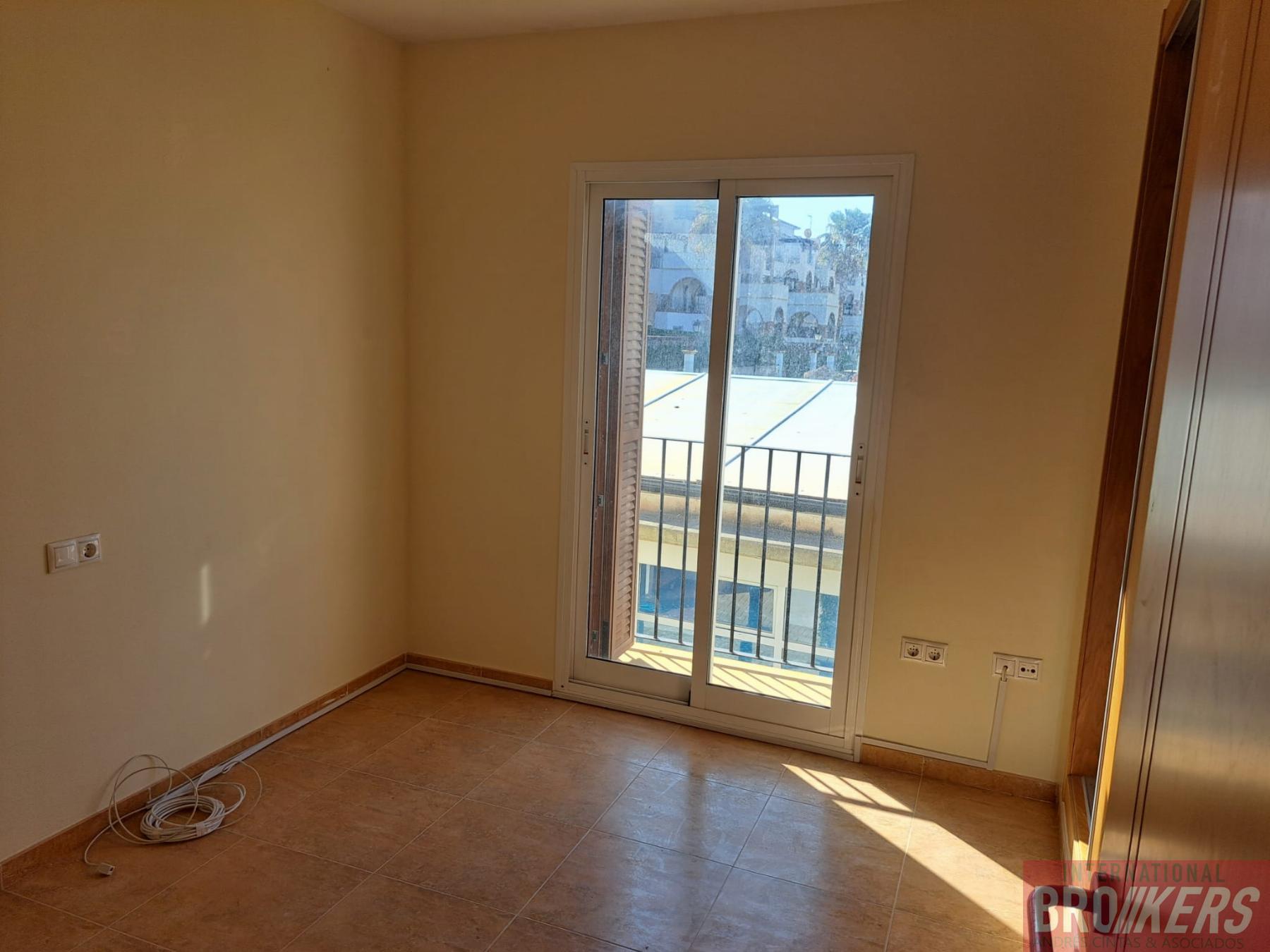 For sale of duplex in Vera