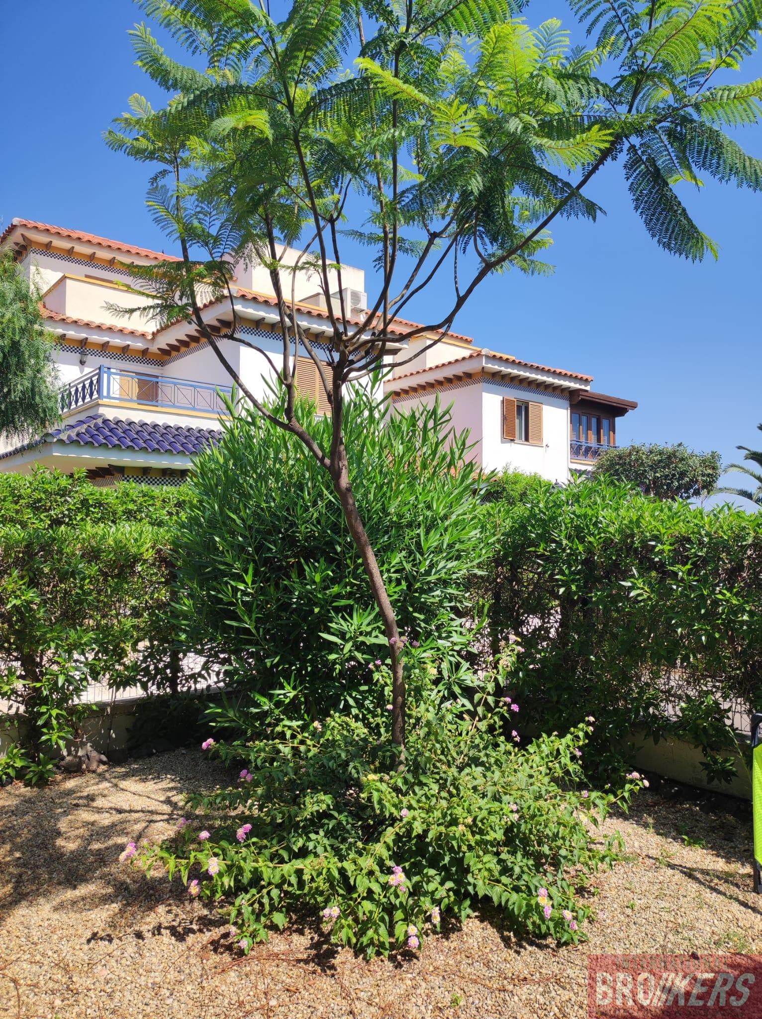 For sale of duplex in Vera