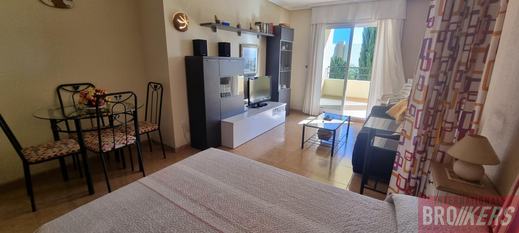 For sale of study in Vera