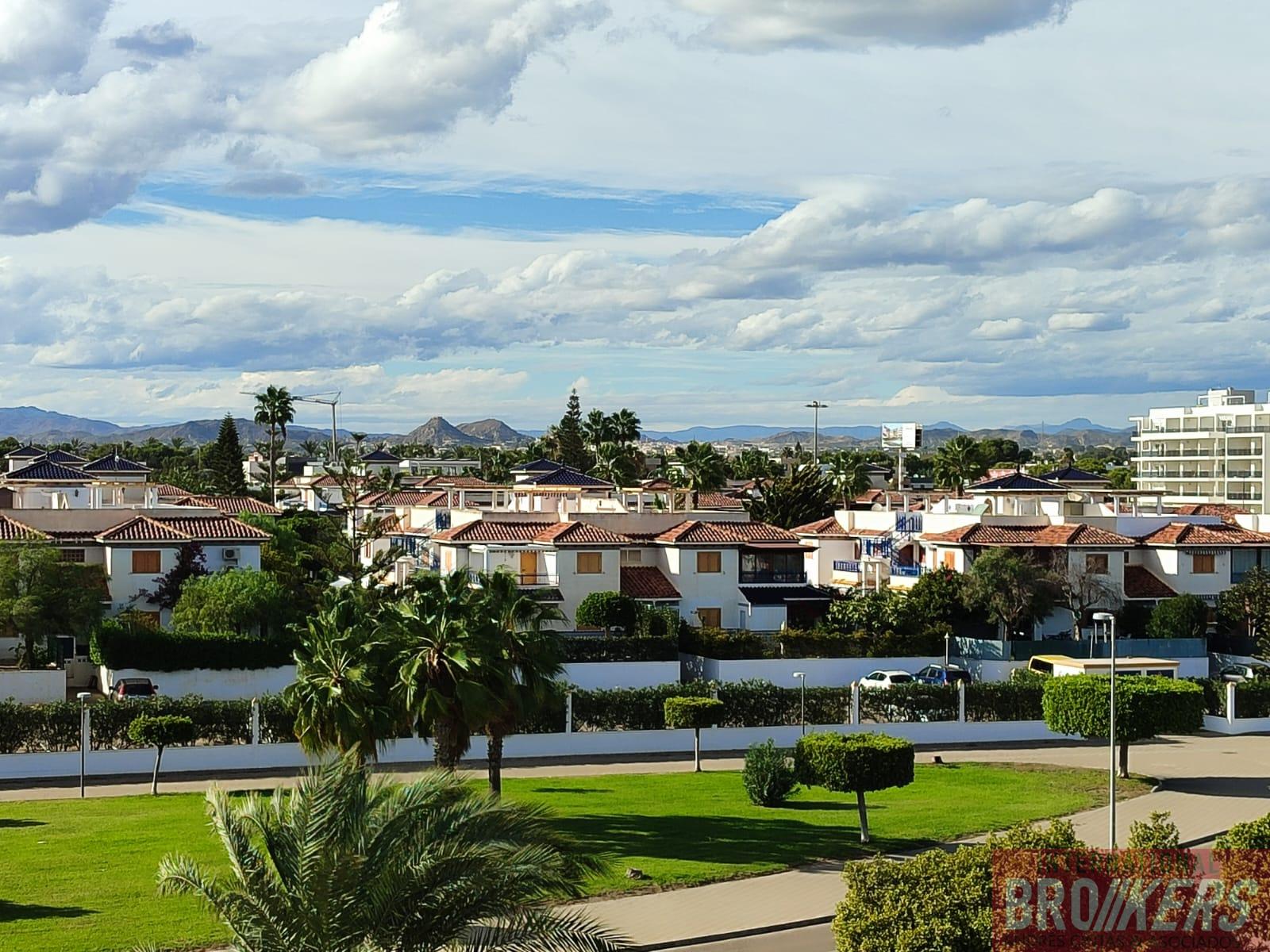 Vente de auvent dans Vera