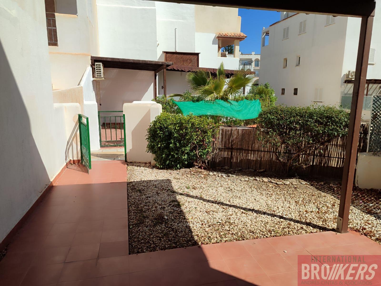 For sale of duplex in Vera