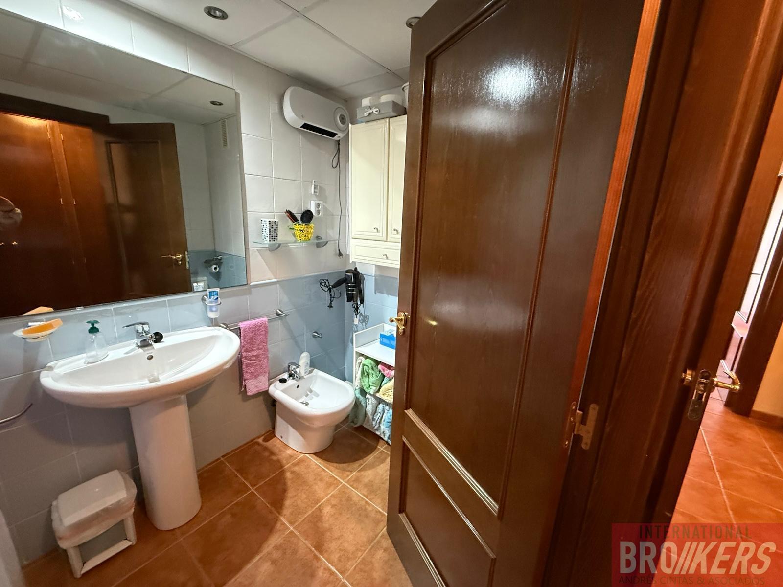 For sale of duplex in Vera