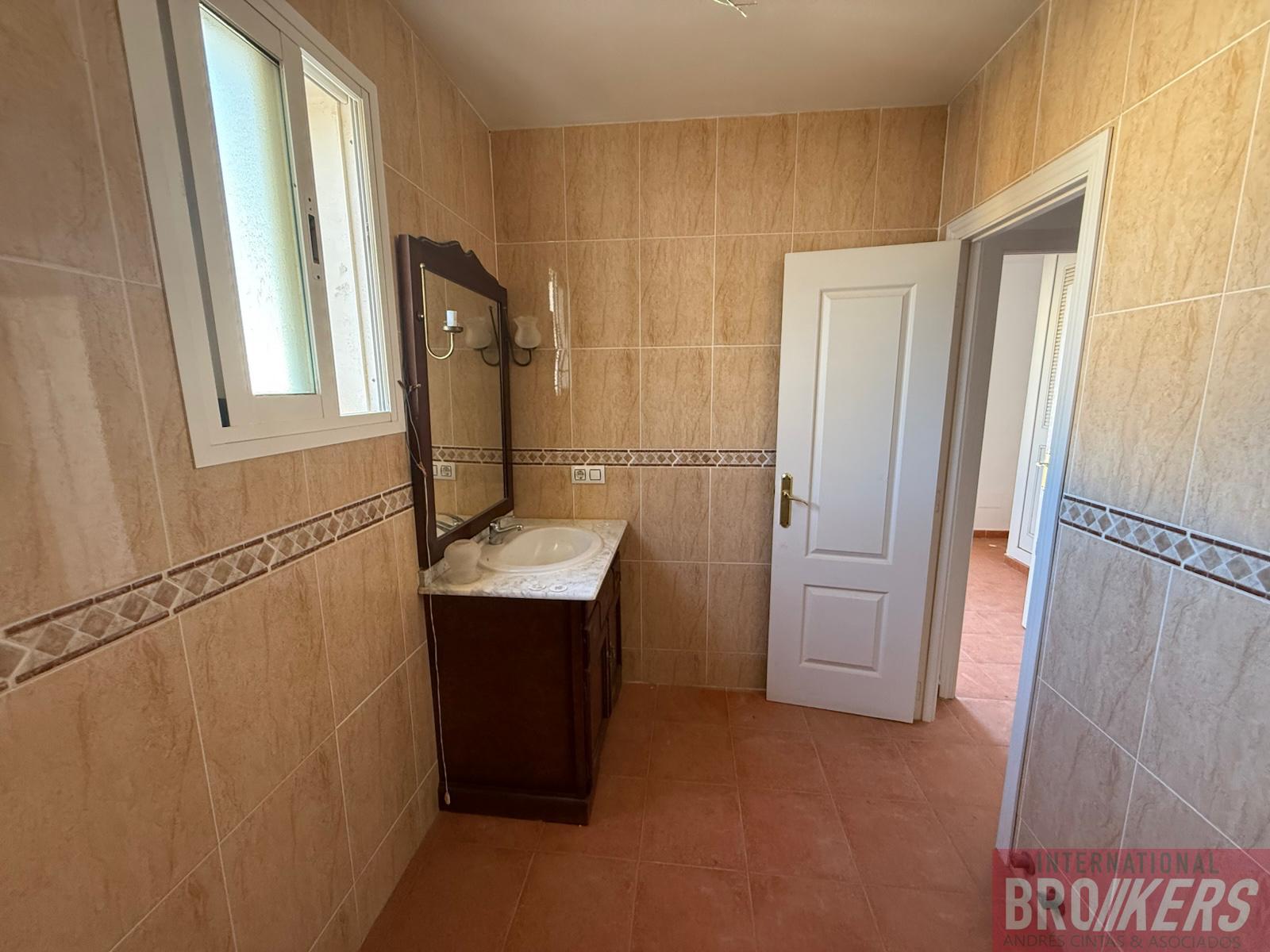 For sale of duplex in Vera
