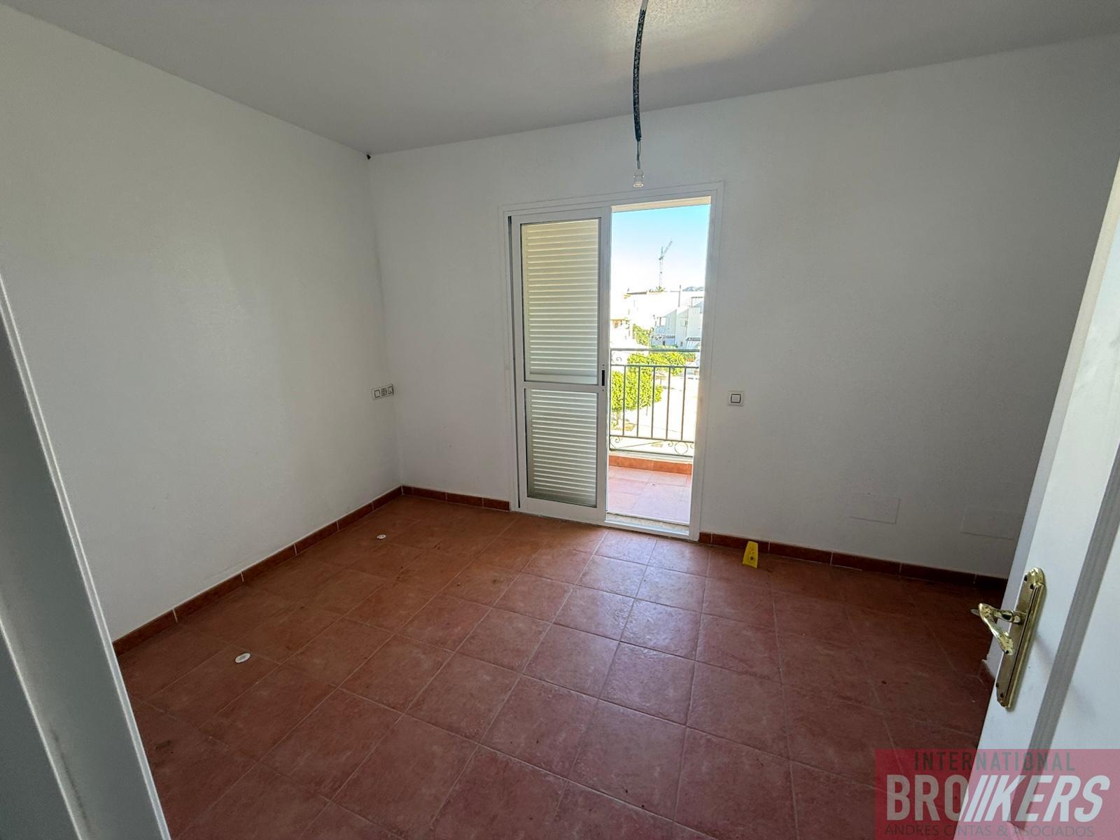For sale of duplex in Vera