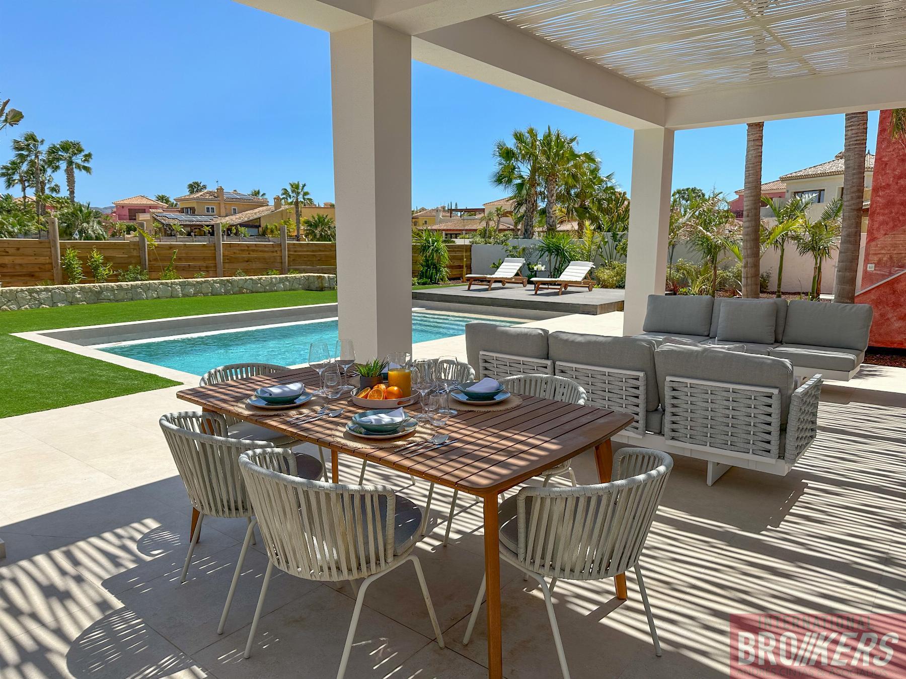 For sale of villa in Cuevas del Almanzora