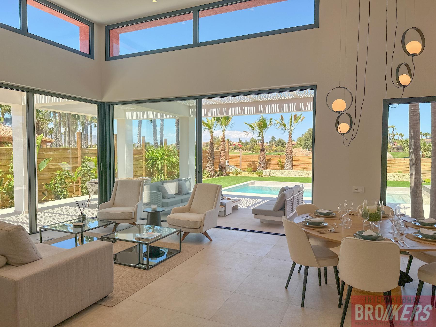 For sale of villa in Cuevas del Almanzora