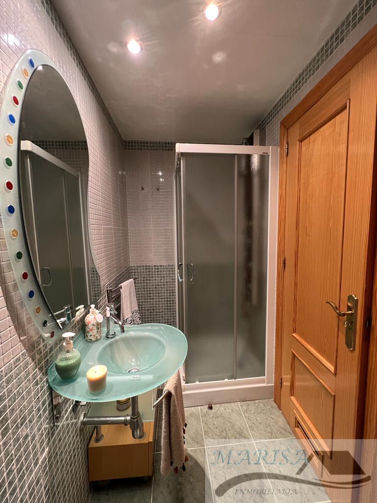 For sale of flat in Rincón de la Victoria