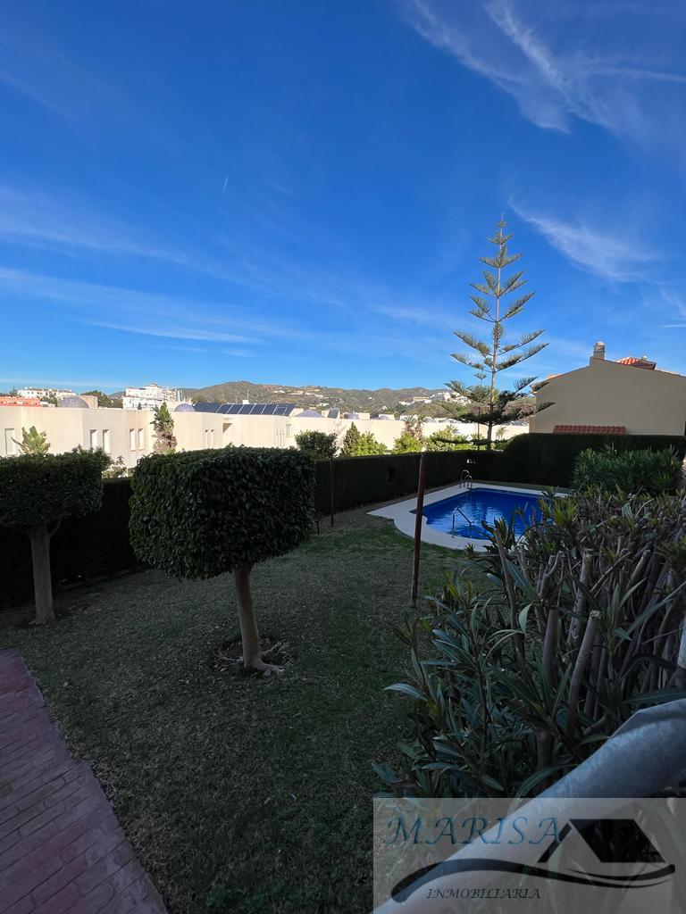 For sale of flat in Rincón de la Victoria
