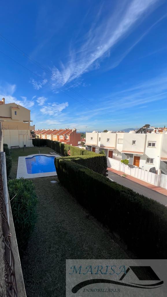 For sale of flat in Rincón de la Victoria