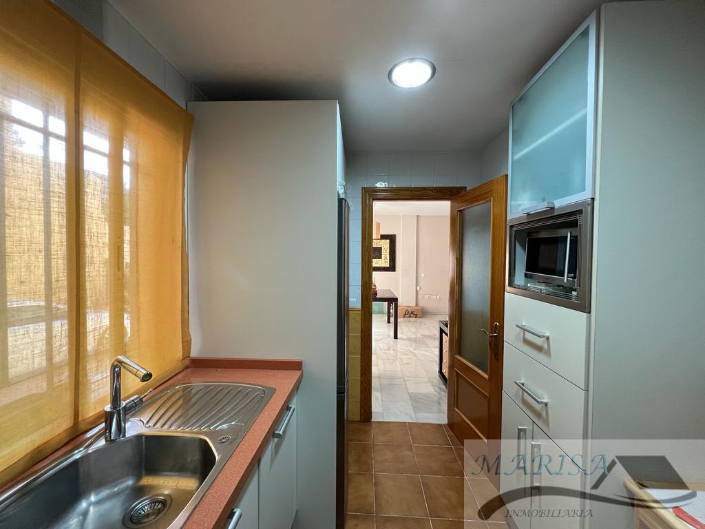 For sale of flat in Rincón de la Victoria
