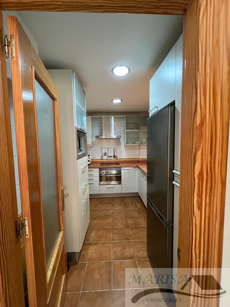 For sale of flat in Rincón de la Victoria