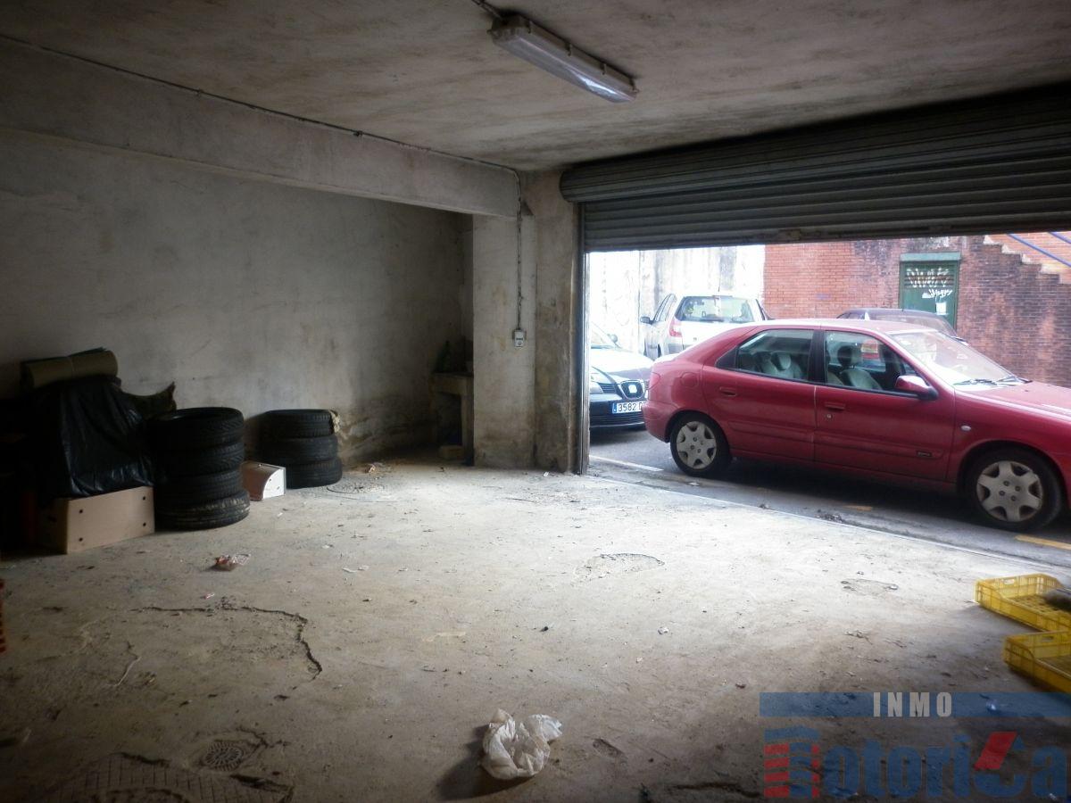 For sale of commercial in Leioa