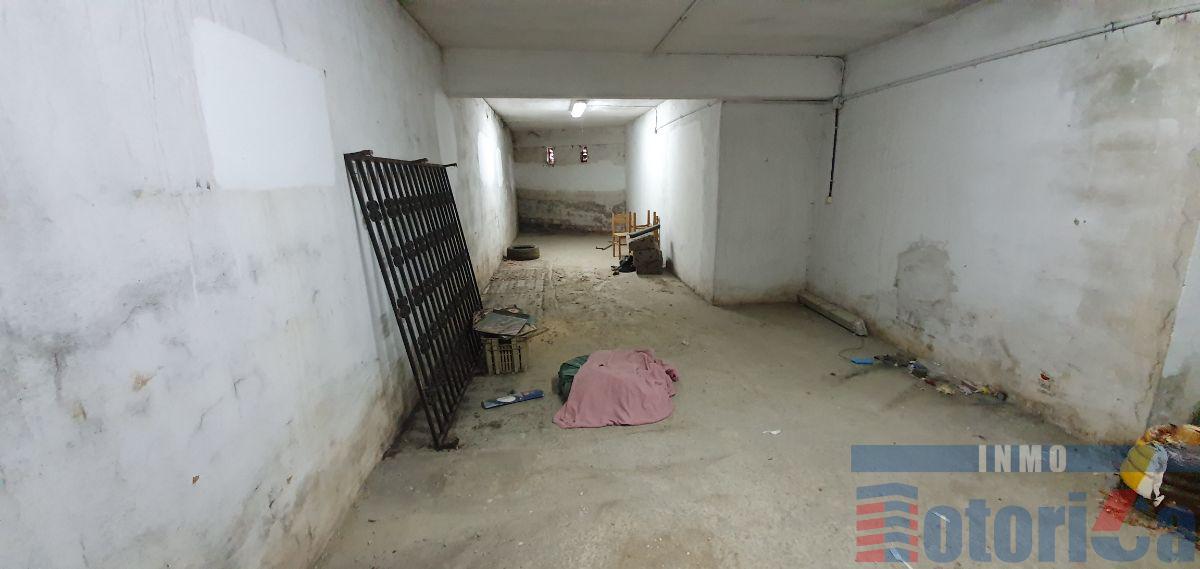 For sale of commercial in Leioa
