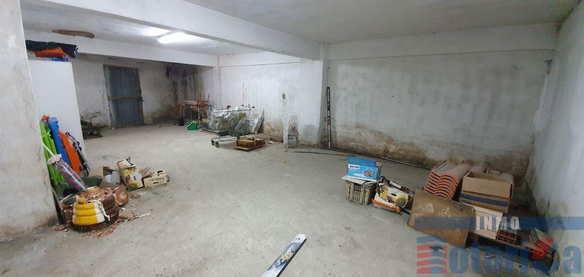 For sale of commercial in Leioa