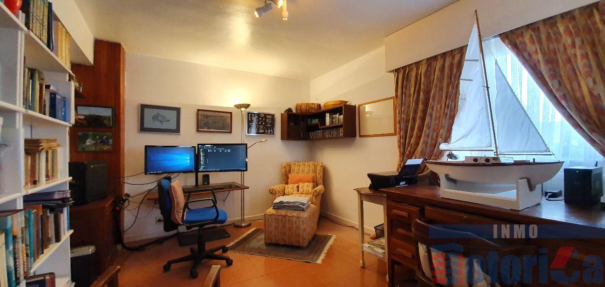 For sale of chalet in Getxo
