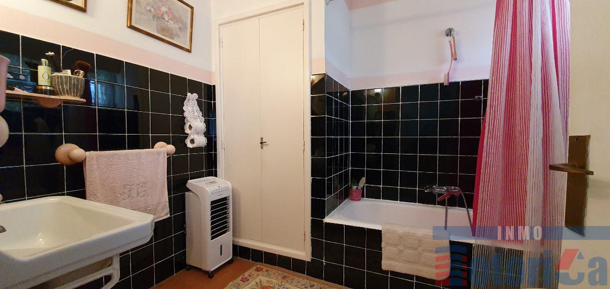 For sale of chalet in Getxo