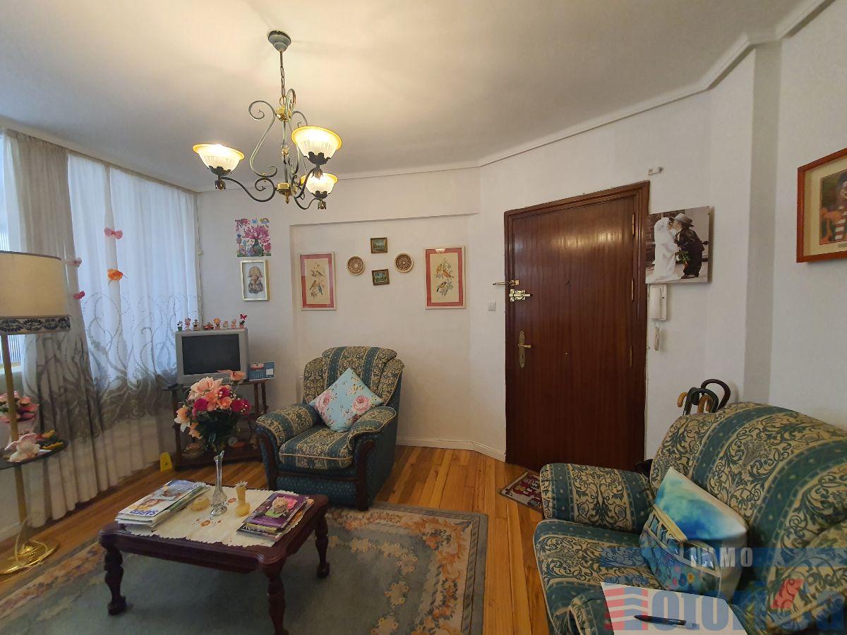 For sale of flat in Leioa