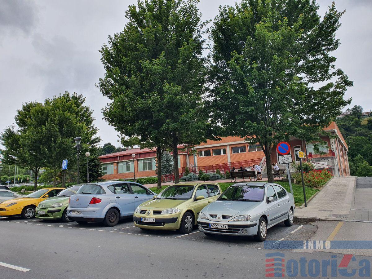 For sale of house in Valle de Trápaga-Trapagaran