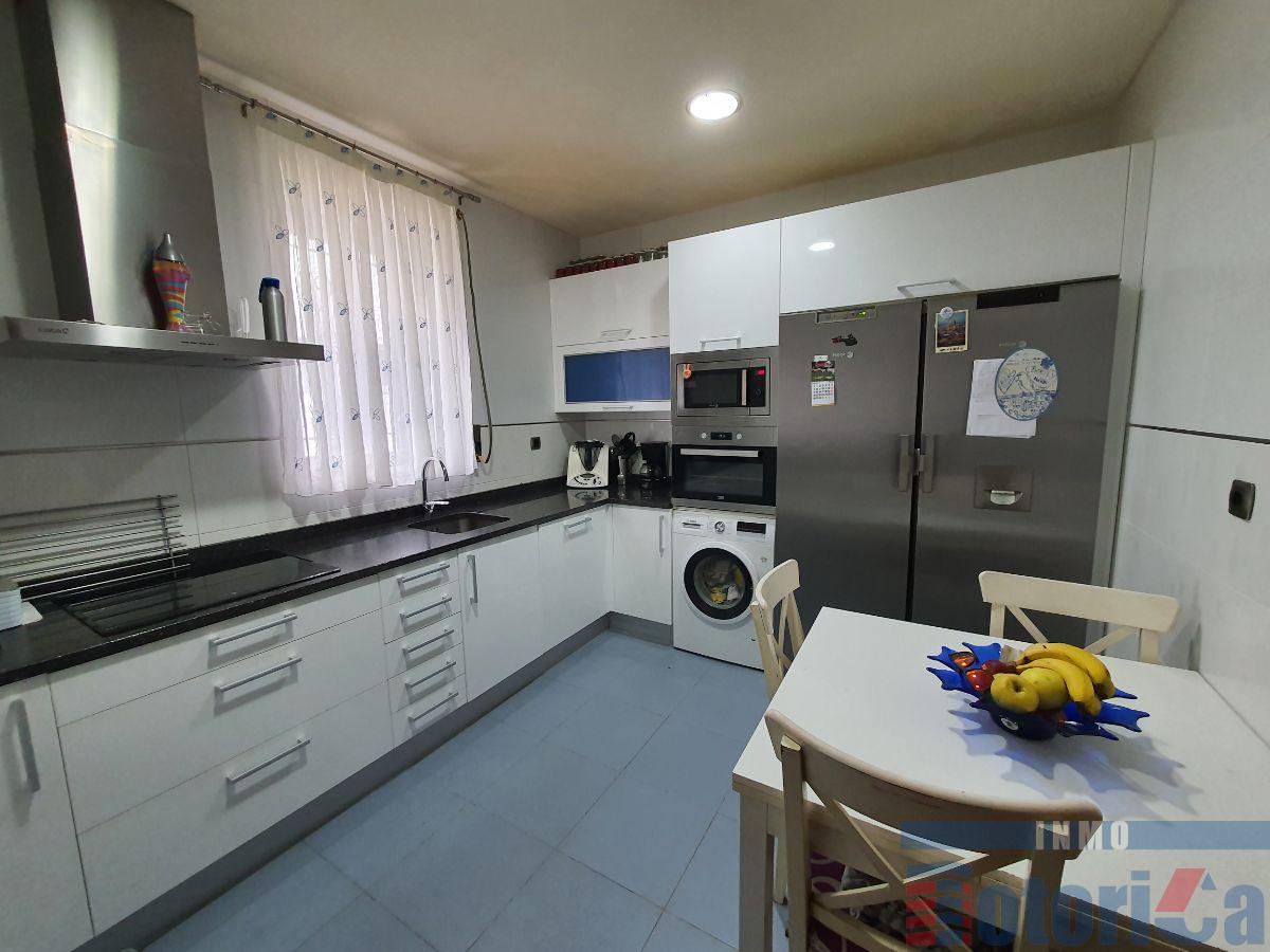 For sale of house in Valle de Trápaga-Trapagaran