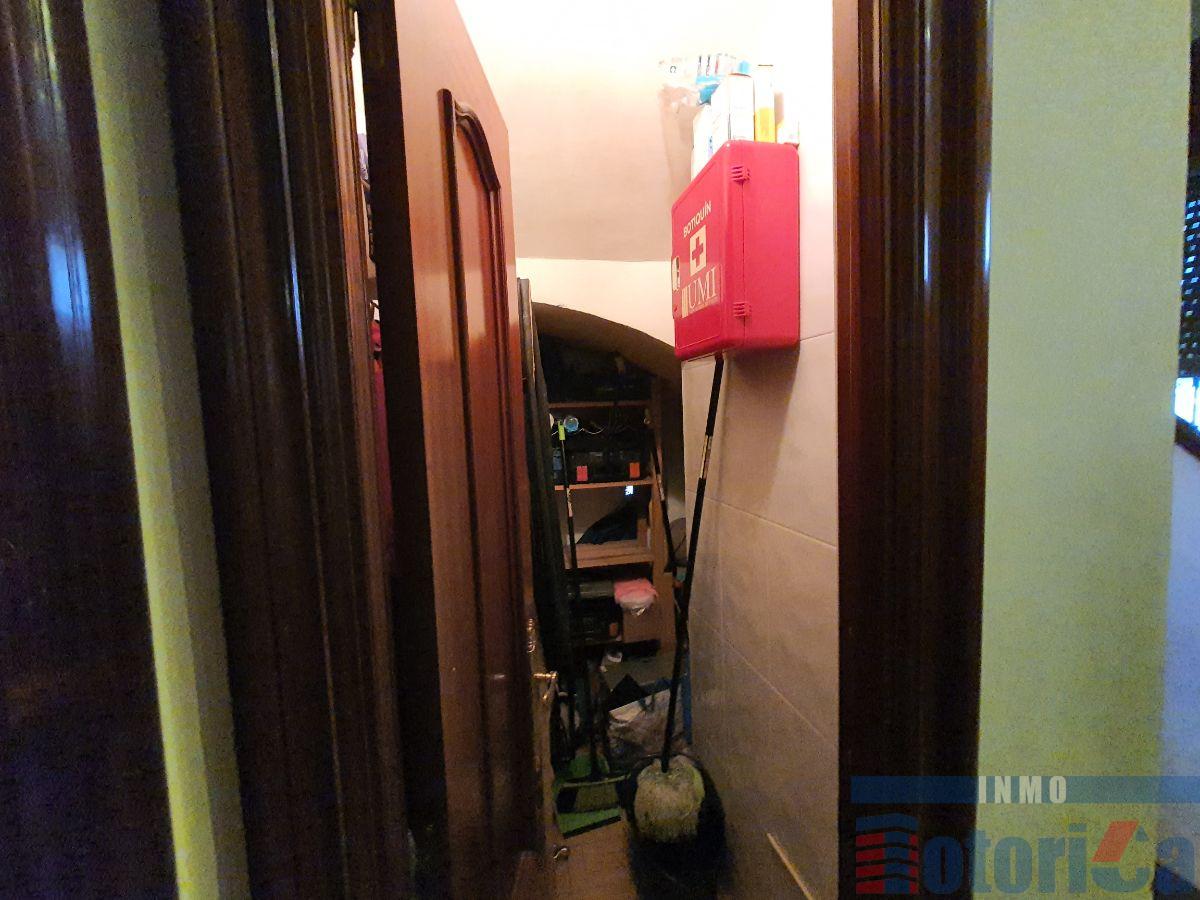 For sale of house in Valle de Trápaga-Trapagaran