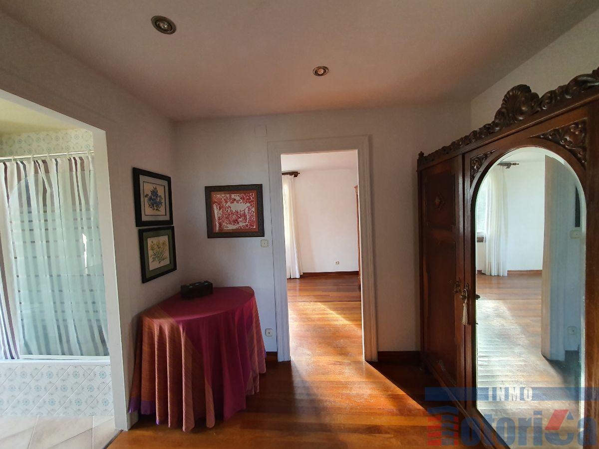 For sale of chalet in Mungia