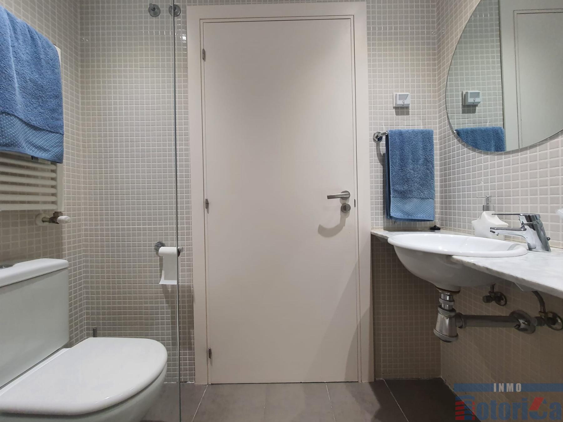 For sale of flat in Barakaldo