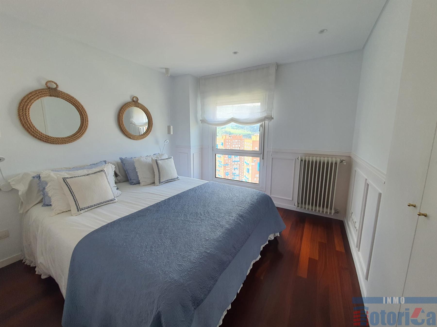 For sale of flat in Barakaldo