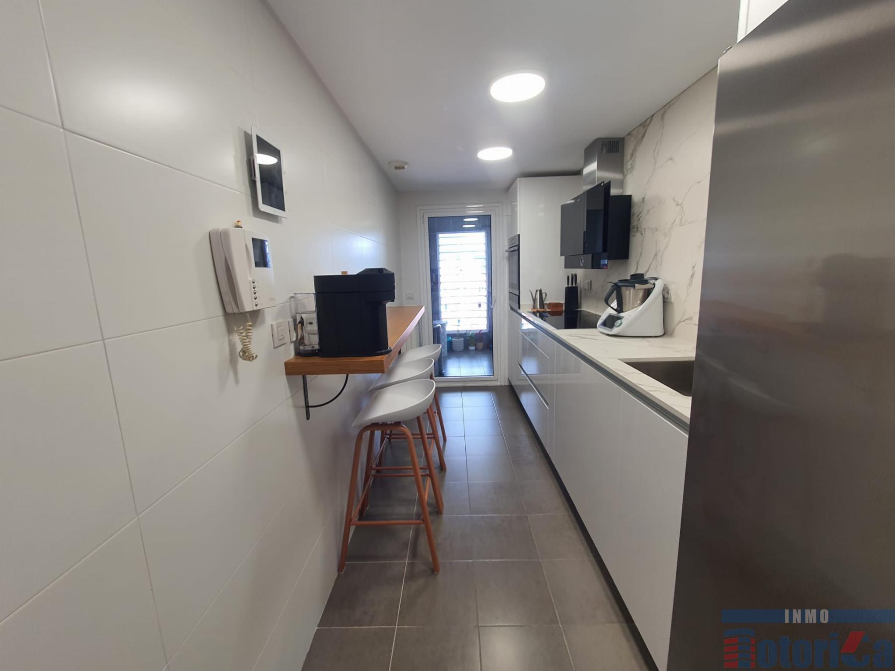 For sale of flat in Barakaldo
