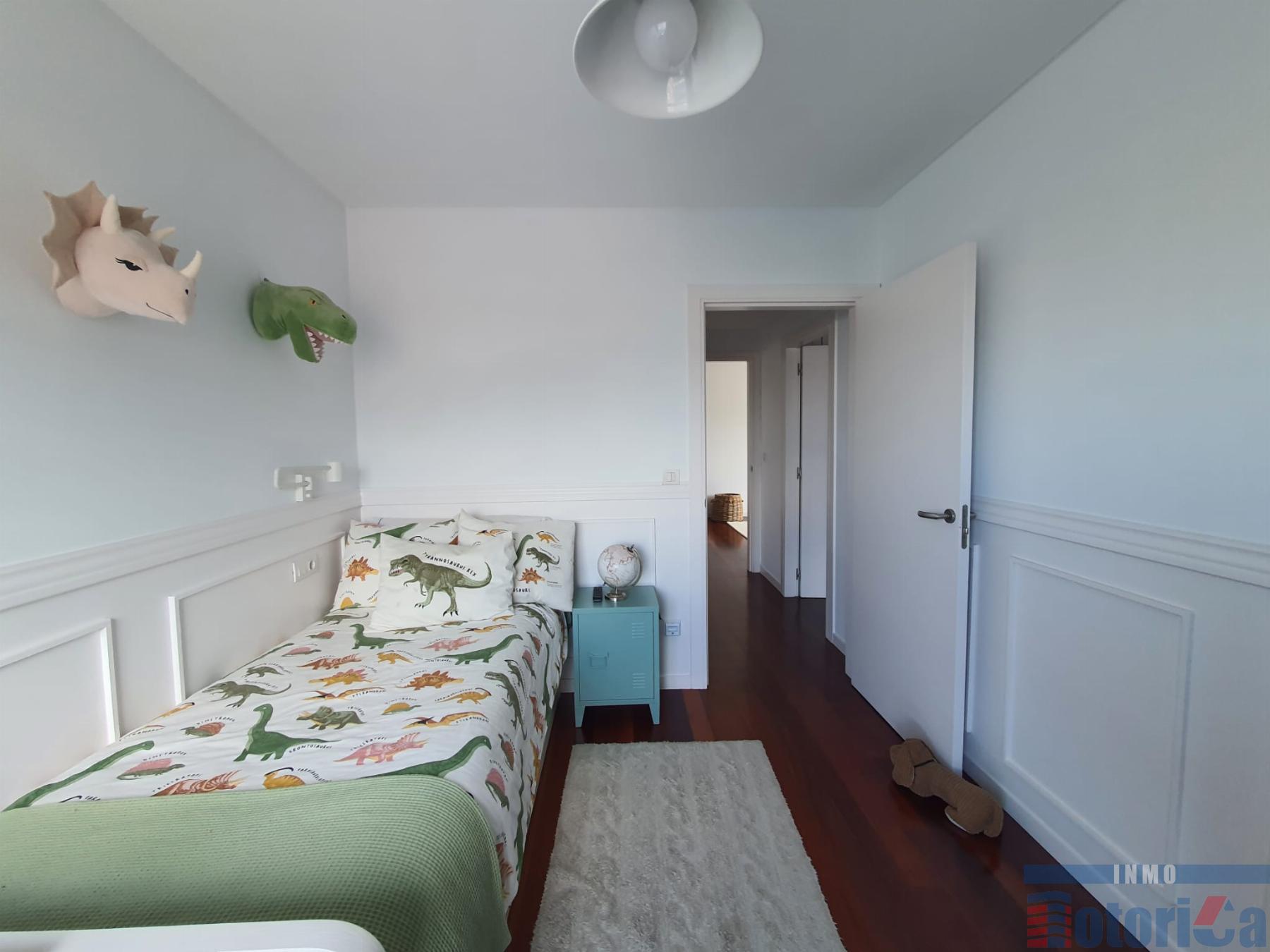 For sale of flat in Barakaldo