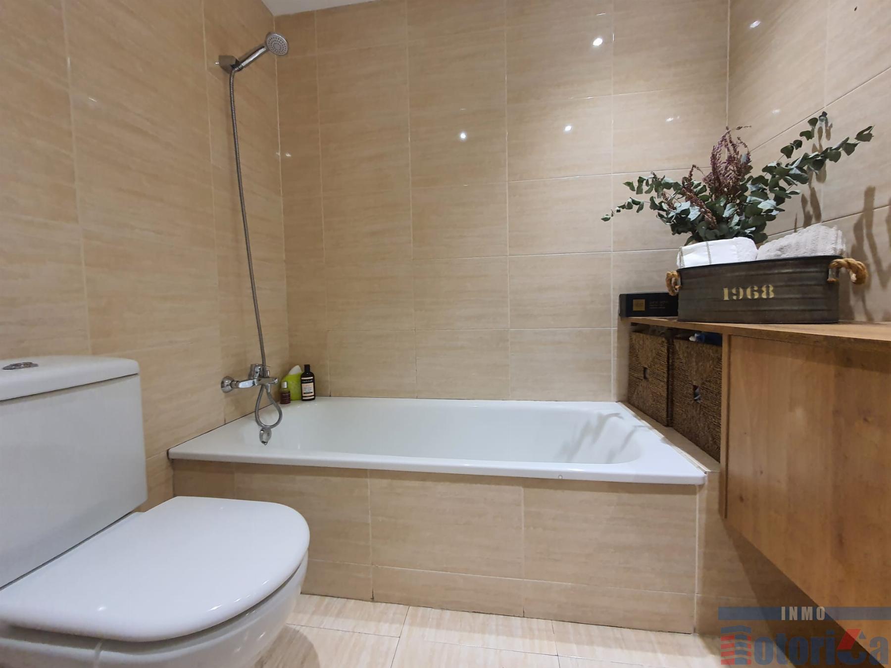 For sale of flat in Barakaldo