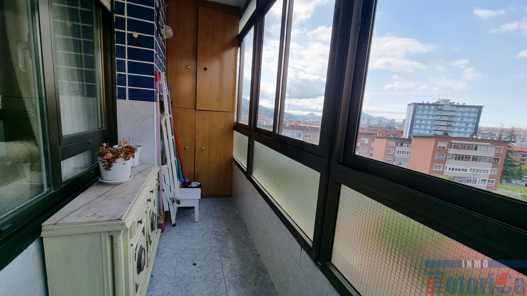 For sale of flat in Barakaldo