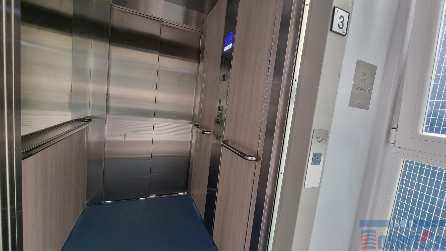 For sale of flat in Barakaldo