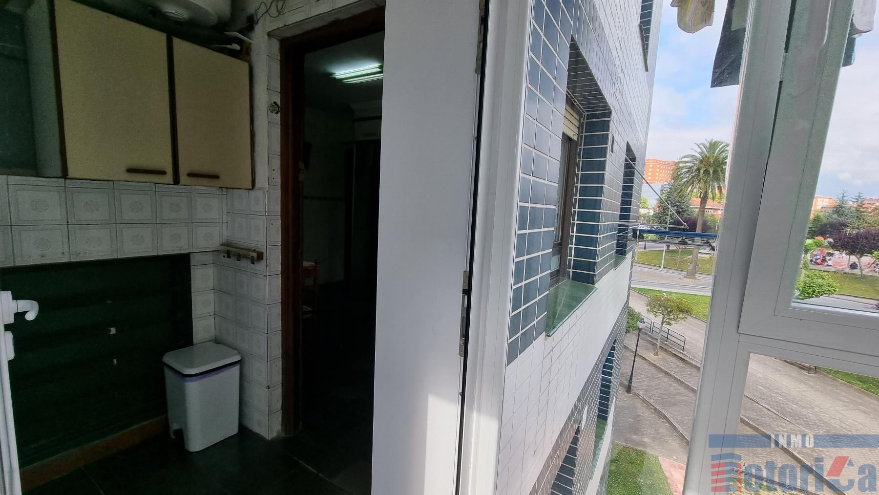 For sale of flat in Barakaldo
