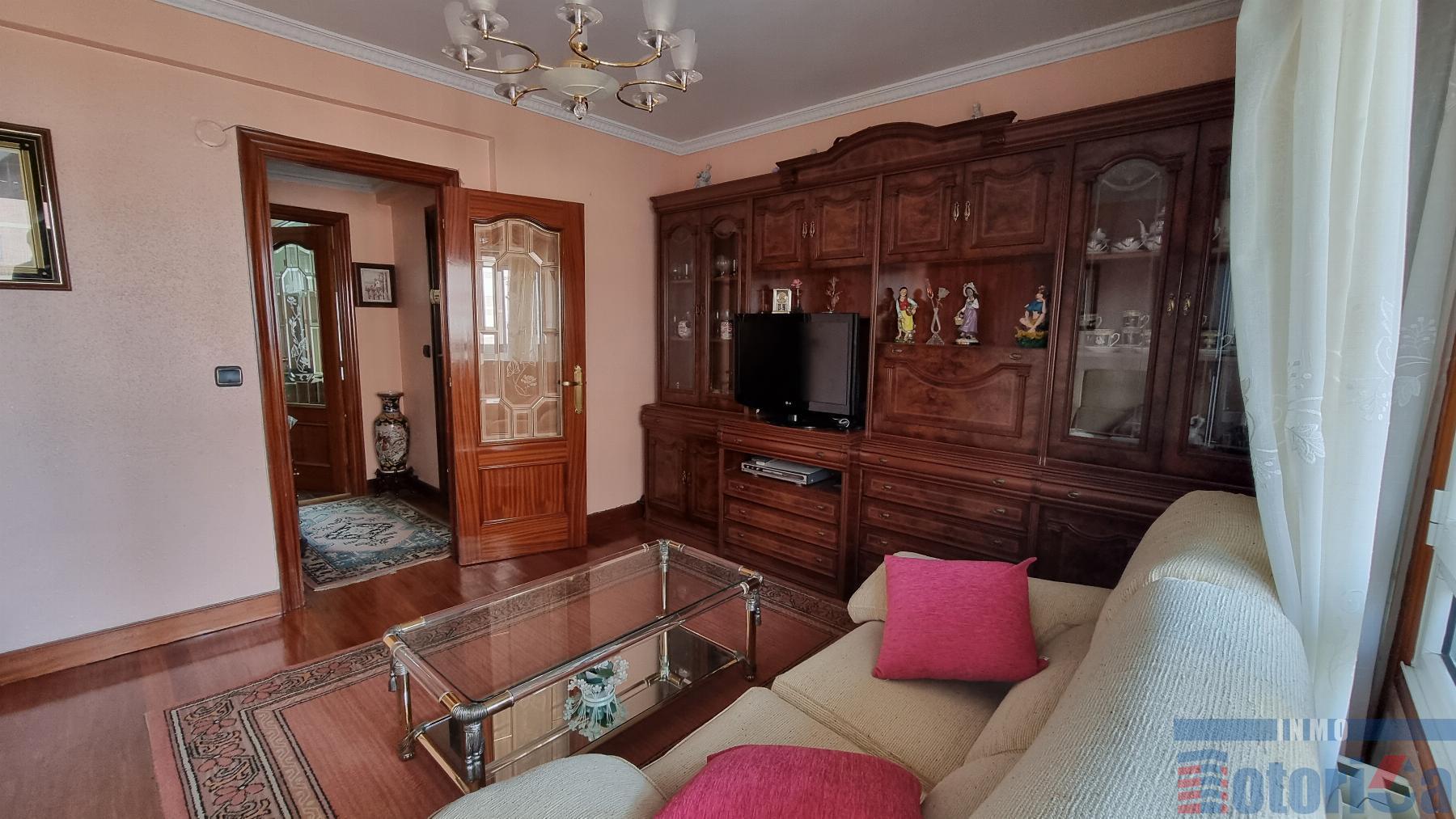 For sale of flat in Barakaldo