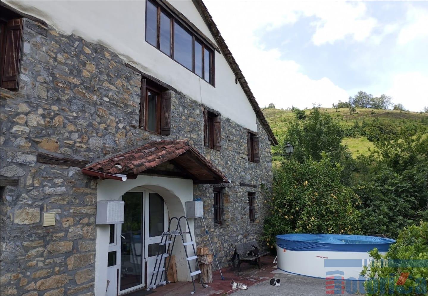 For sale of house in Etxebarria