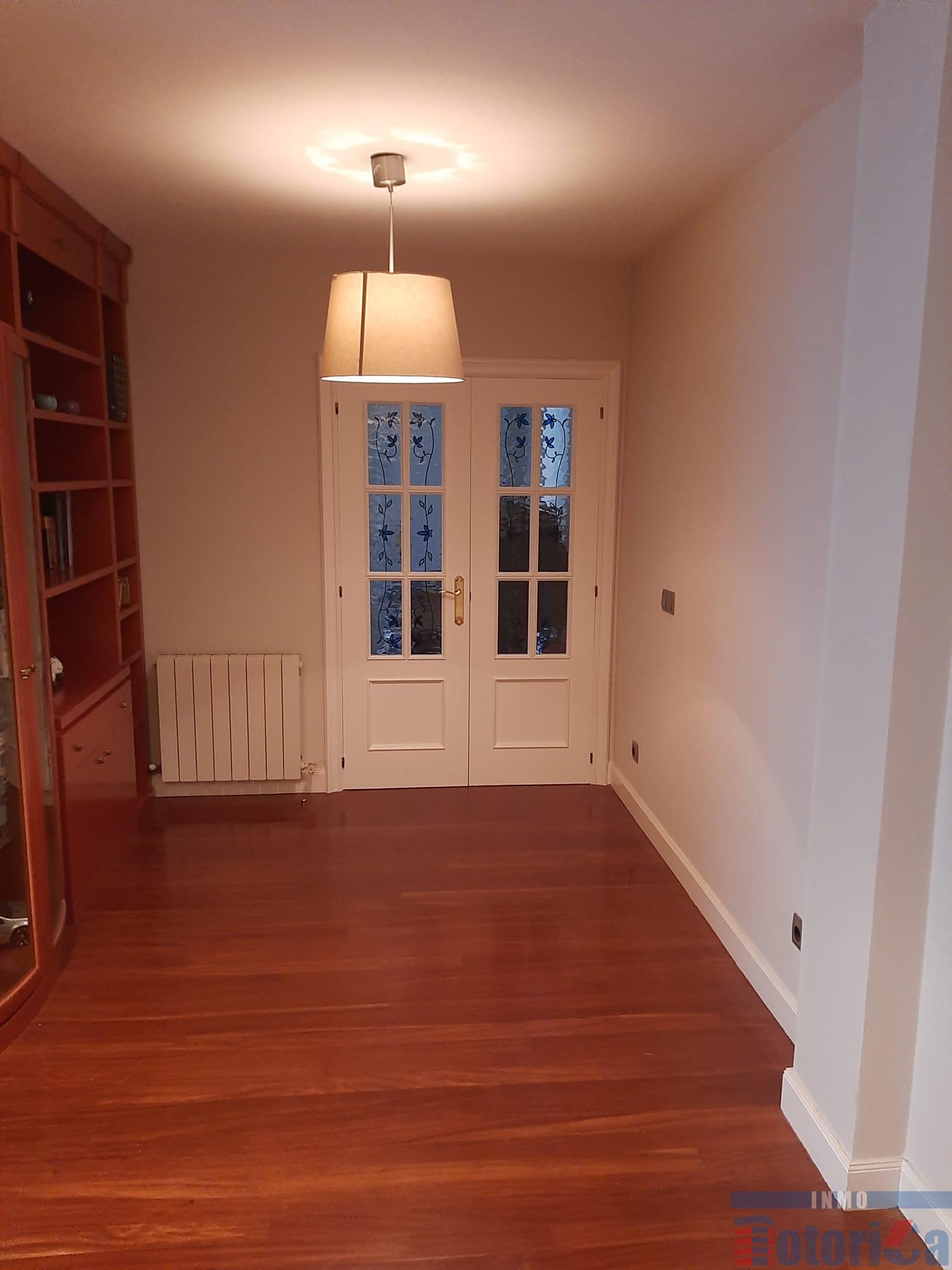 For sale of flat in Leioa