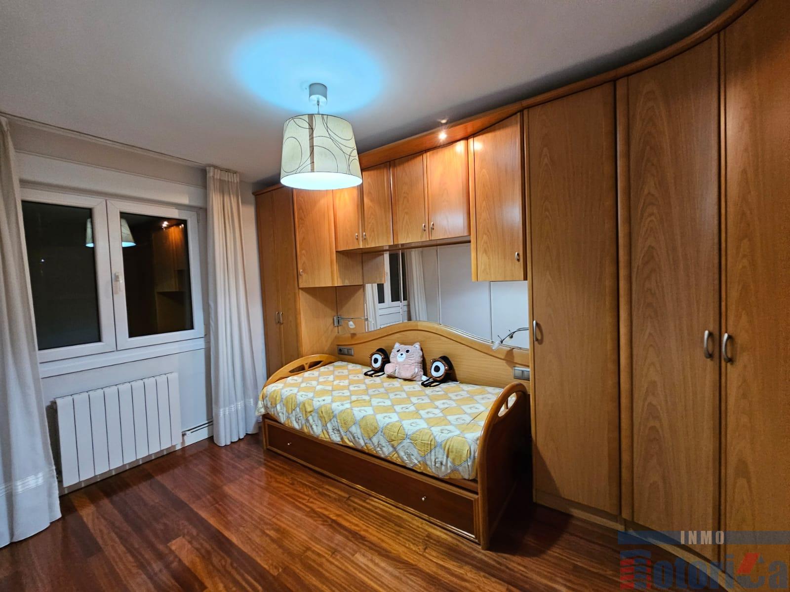 For sale of flat in Leioa