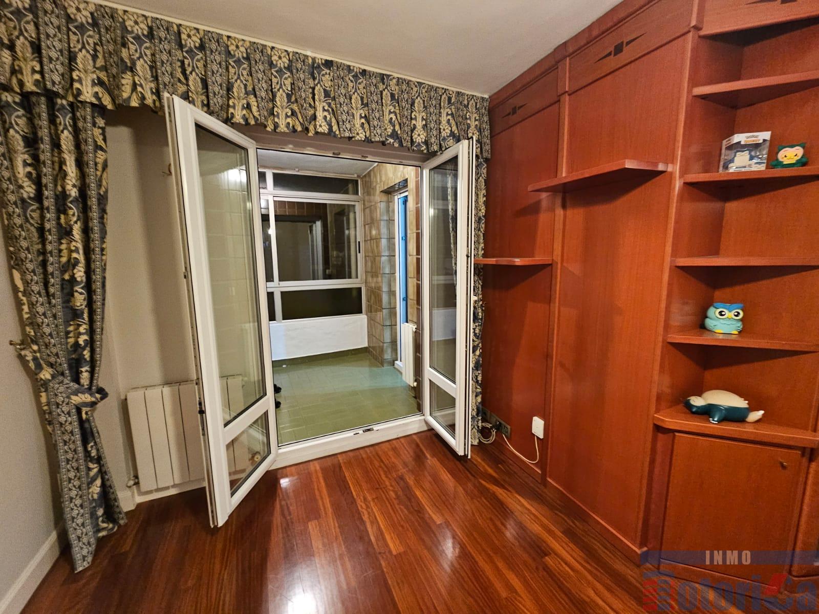 For sale of flat in Leioa