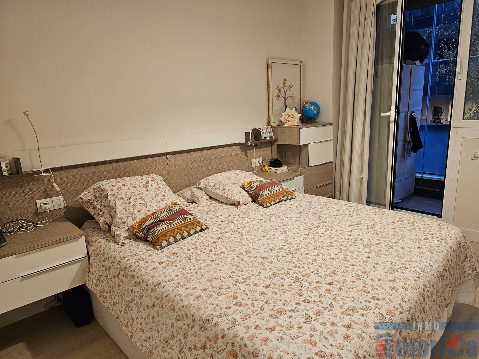 For sale of flat in Urduliz