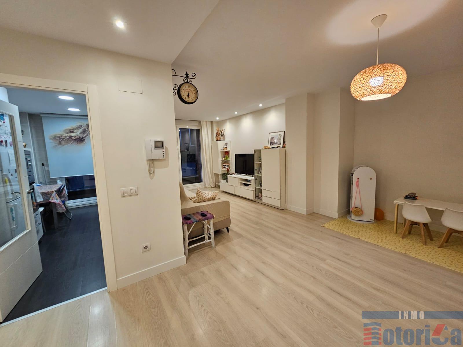 For sale of flat in Urduliz